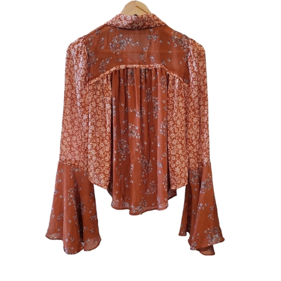 Free People bohemian blouse floral print button-up bell sleeves flowy feminine - Picture 5 of 11